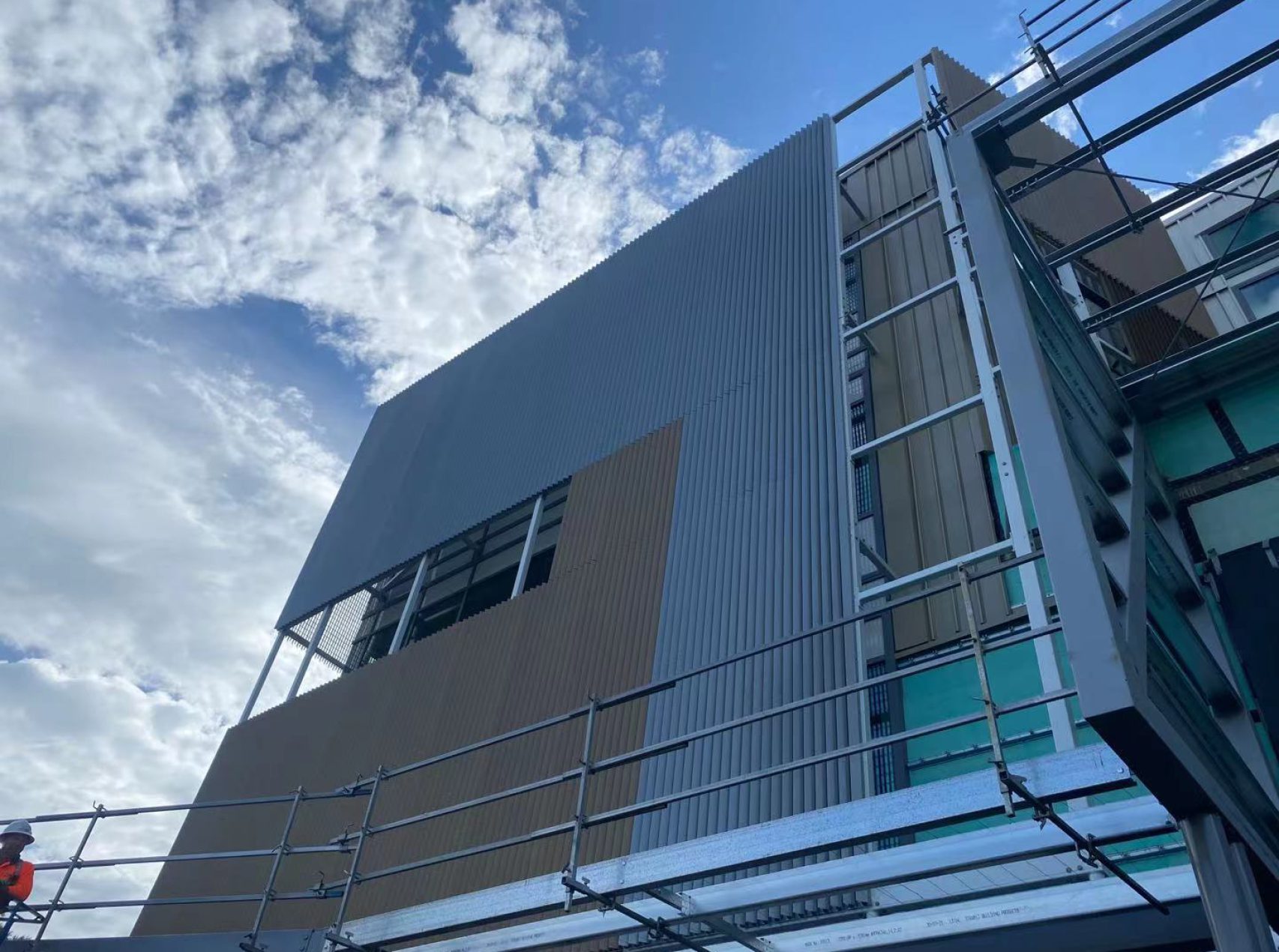 aluminum louvers for building facade